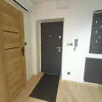 Radiostacja Iii Z Ogrodkiem, Dwupokojowe, Parking Free *