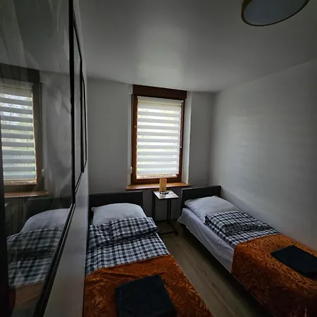 Radiostacja Iii Z Ogrodkiem, Parking Free Apartment