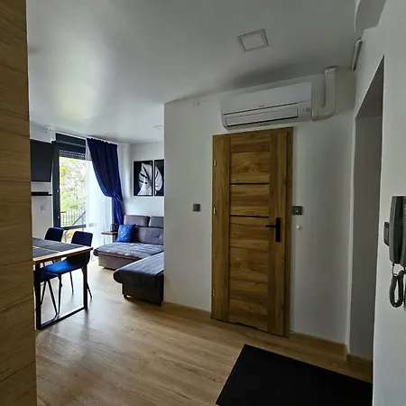 Appartement Radiostacja Iii Z Ogrodkiem, Dwupokojowe, Parking Free *