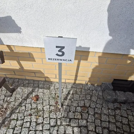 Radiostacja Iii Z Ogrodkiem, Dwupokojowe, Parking Free Apartmán *