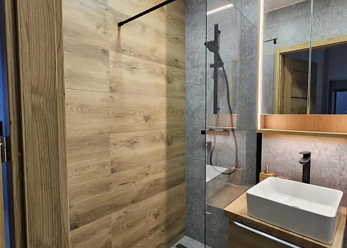 Apartament Radiostacja III Z Ogrodkiem, Dwupokojowe, Parking Free *