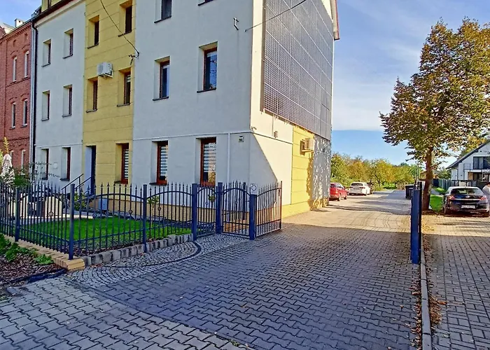 Apartament Radiostacja III Z Ogrodkiem, Dwupokojowe, Parking Free *